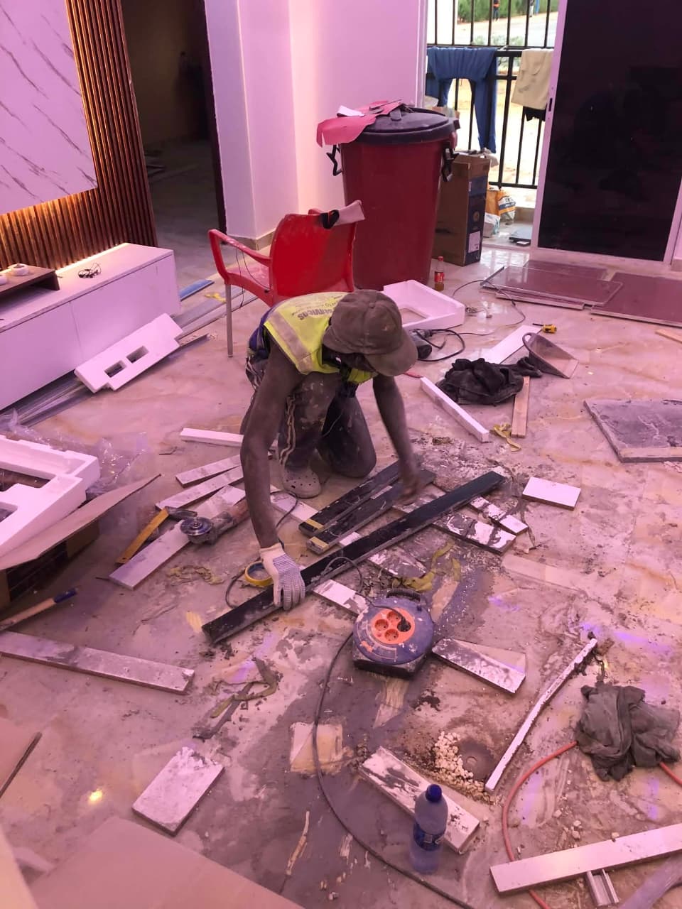 Trabalho JF Comércio - Móveis / Acabamento
